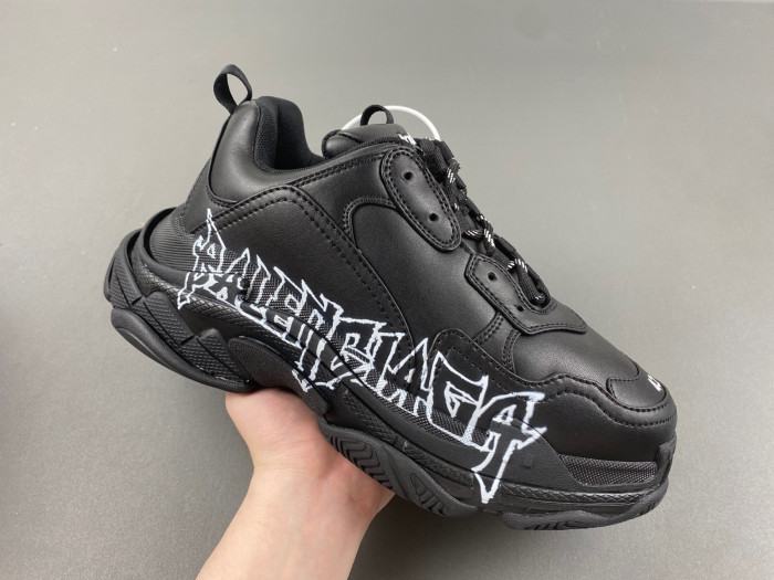 BALCIA TRIPLE S SNEAKER