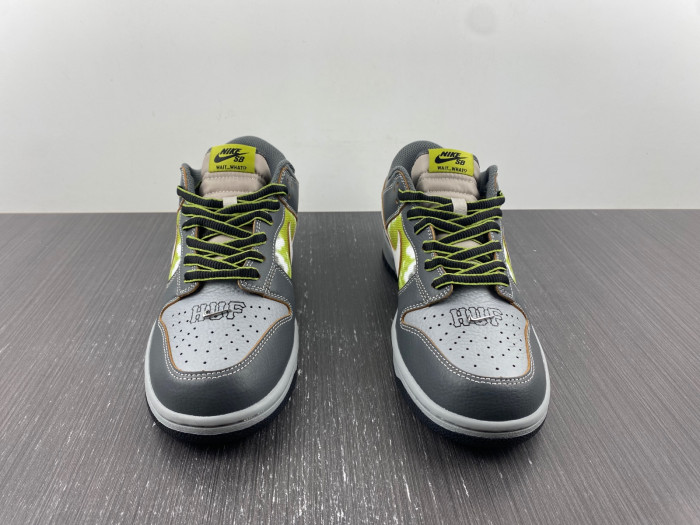 Nike SB Dunk Low HUF Wait, What!? (Friends and Family) FD8775-002