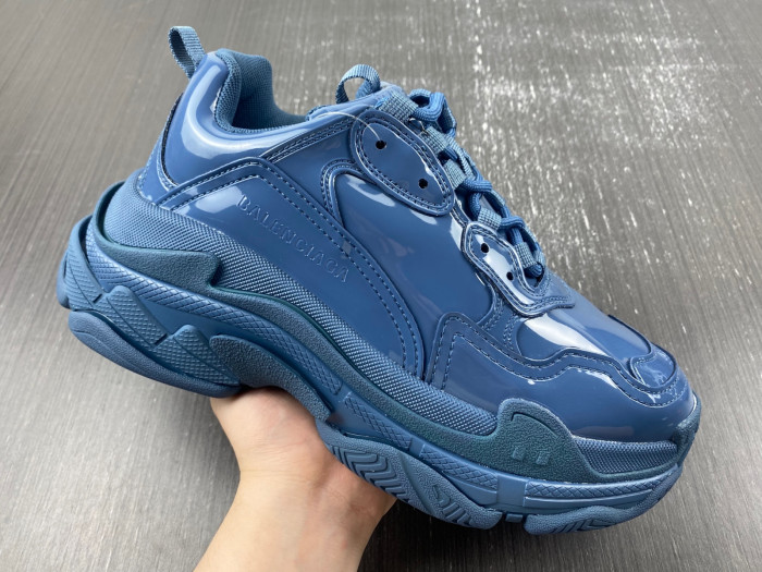 BALCIA TRIPLE S SNEAKER