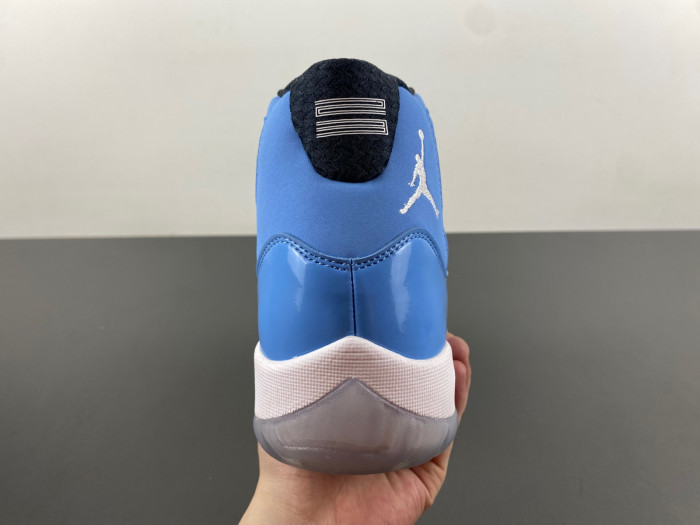 Air Jordan “Ultimate Gift of Flight” Pack 717602-900