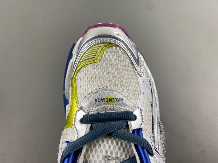 BALCIA RUNNER SNEAKER