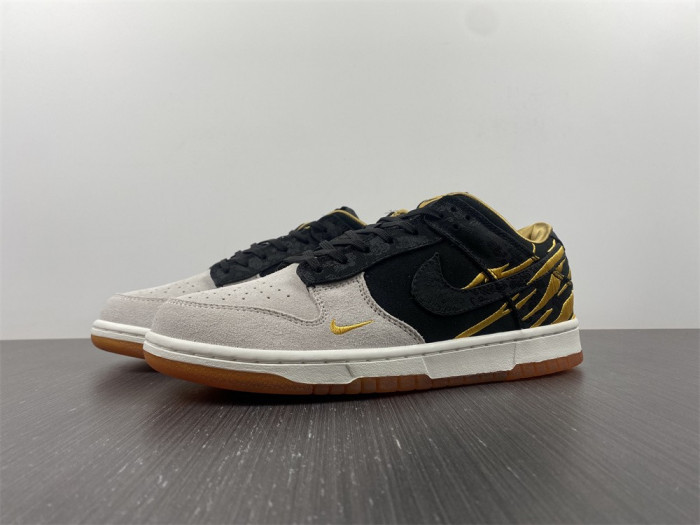 Nike Dunk High Year of the Tiger DQ4978-001
