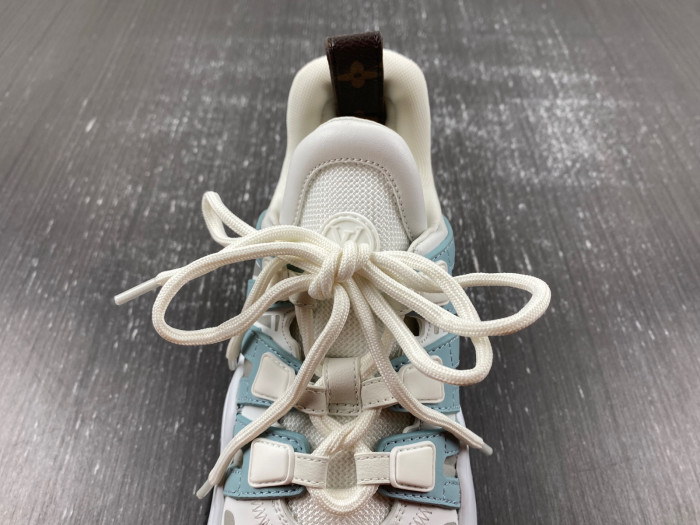 LUSV SNEAKERS