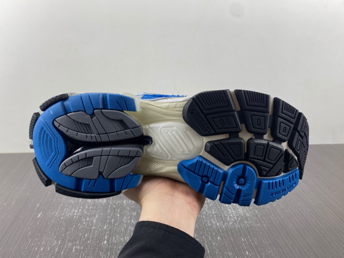 BALCIA RUNNER SNEAKER