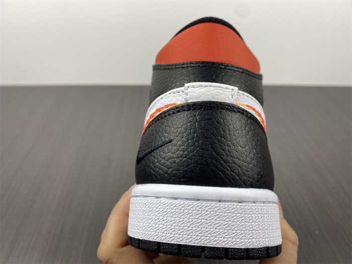 Air Jordan 1 Mid 