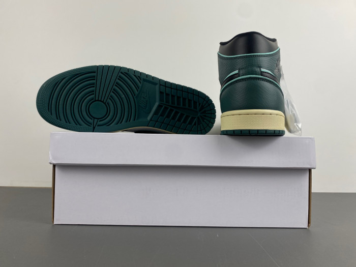 Air Jordan 1 Mid "White/Black/Oxidized Green" FQ7818-100