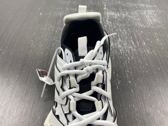 BALCIA Track SNEAKER