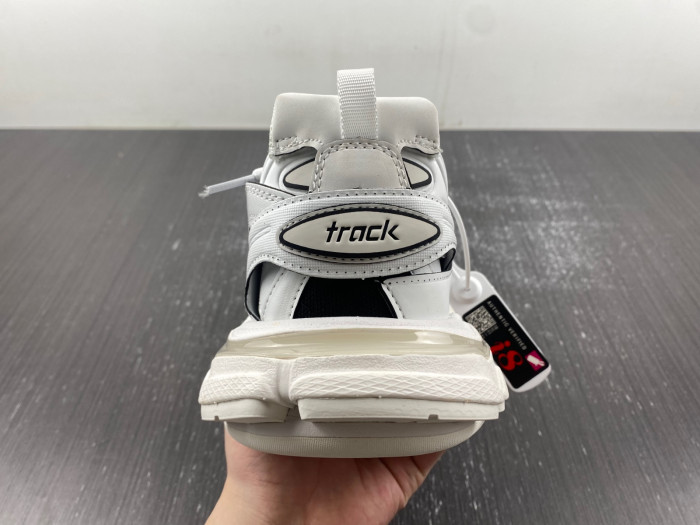 BALCIA Track SNEAKER