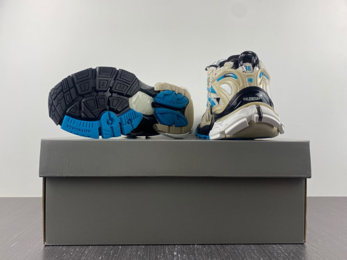 BALCIA RUNNER SNEAKER