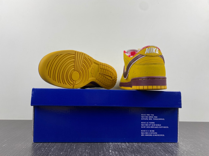 OFW C/O VIRGIL ABLOH Out Of Office OOO Low Tops