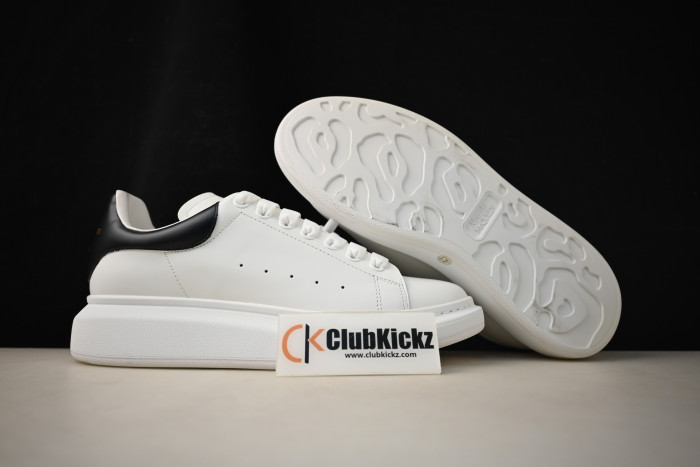 ALEXMQ Sneakers