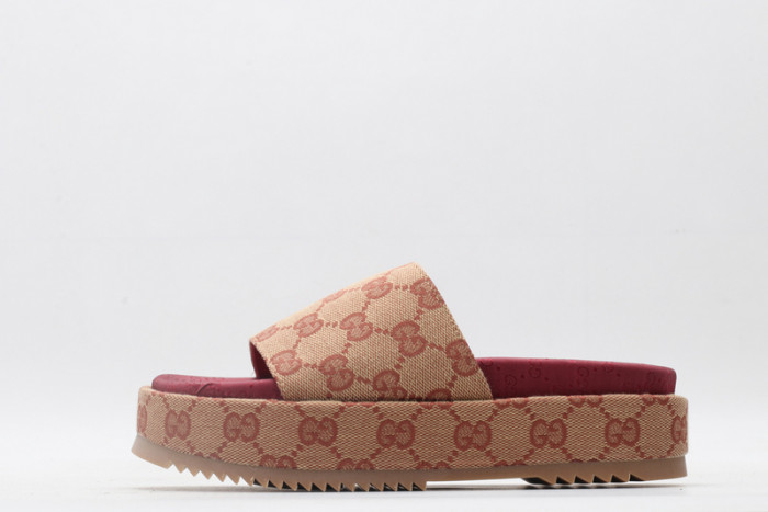 GCI GG Slide Sandal