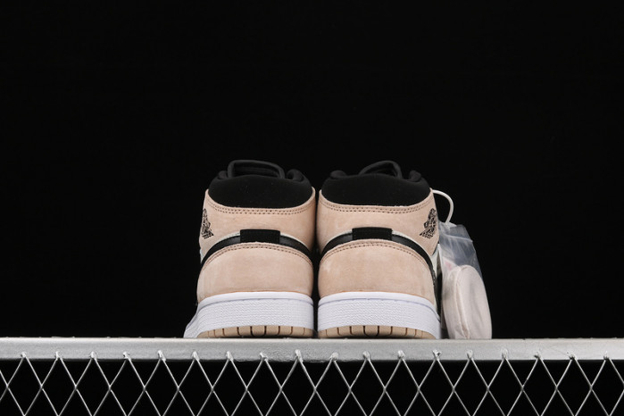 Air Jordan 1 Mid Barely Orange BQ6472-800