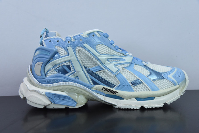 BALCIA RUNNER SNEAKER