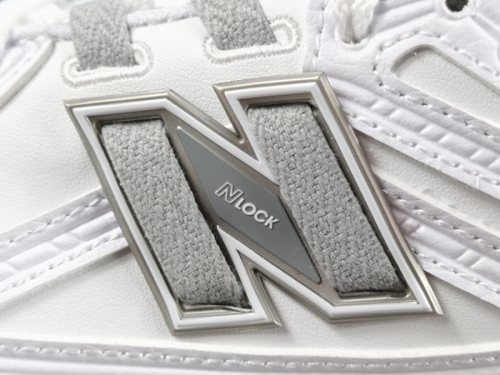 New Balance 1906R 