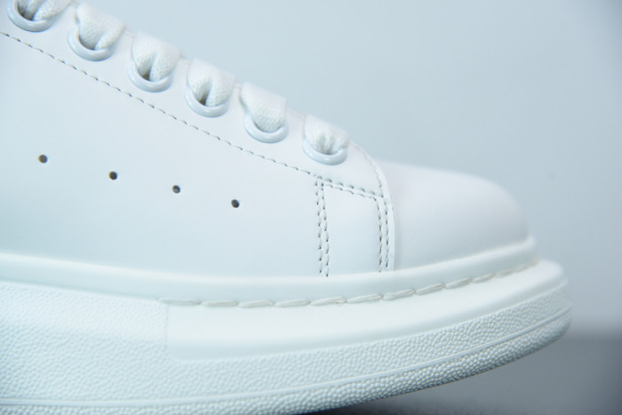 ALEXMQ Sneakers