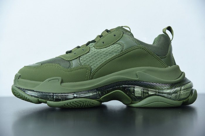 BALCIA Triple S Sneaker