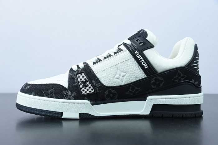 LUSV SNEAKERS