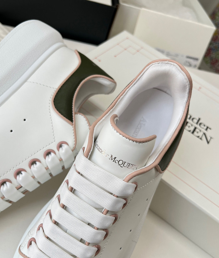 ALEXMQ Sneakers