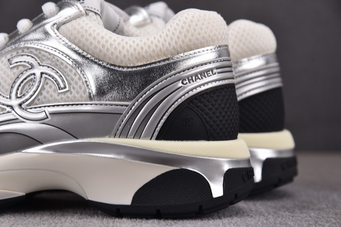 CHNL Sneaker