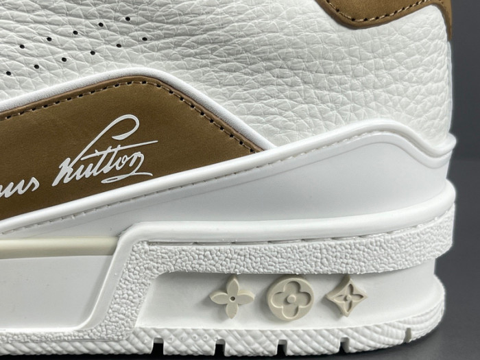 LUSV SNEAKERS