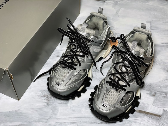 BALCIA Track SNEAKER