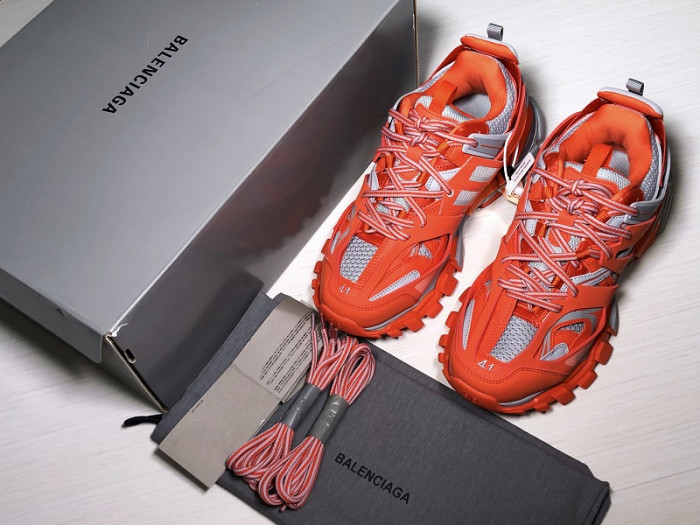 BALCIA Track SNEAKER