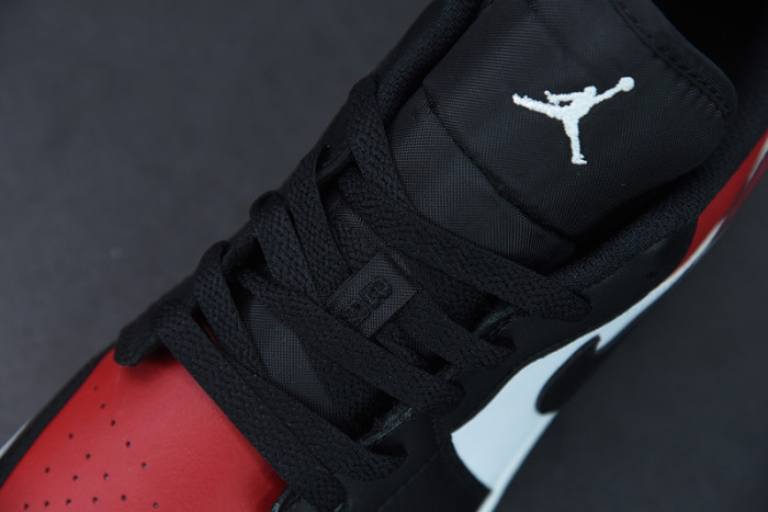 Air Jordan 1 Low 