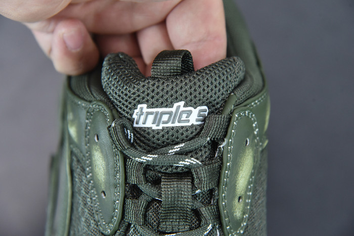 BALCIA Triple S Sneaker