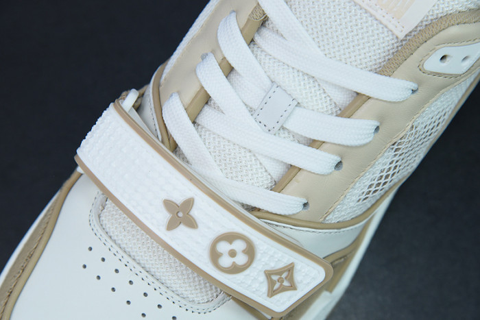 LUSV SNEAKERS
