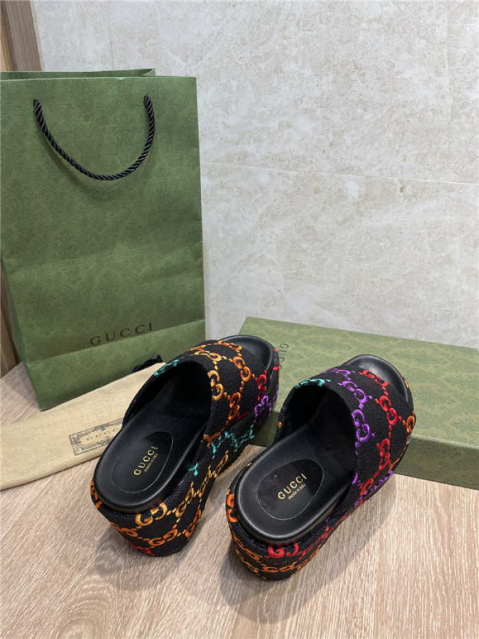 GCI GG Slide Sandal