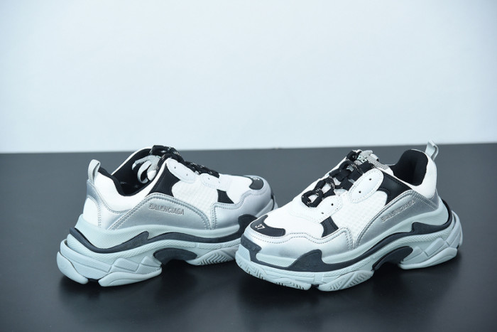 BALCIA Triple S Sneaker