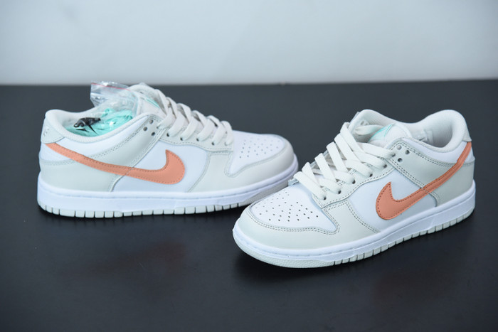 Nike Dunk Low Tropical Twist CW1590-101