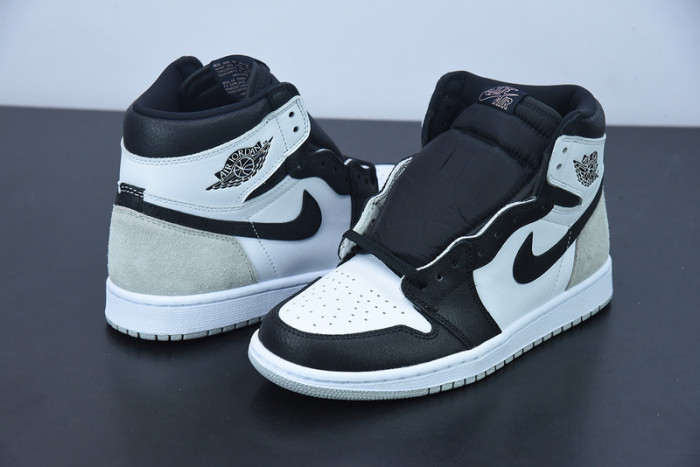 Air Jordan 1 Retro High OG Grey Fog 555088-108