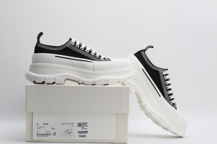 ALEXMQ Sneakers