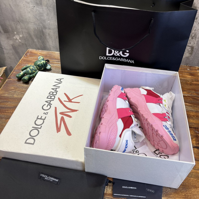 DG SNEAKER