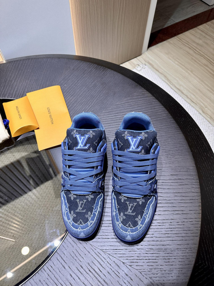 LUSV SNEAKERS