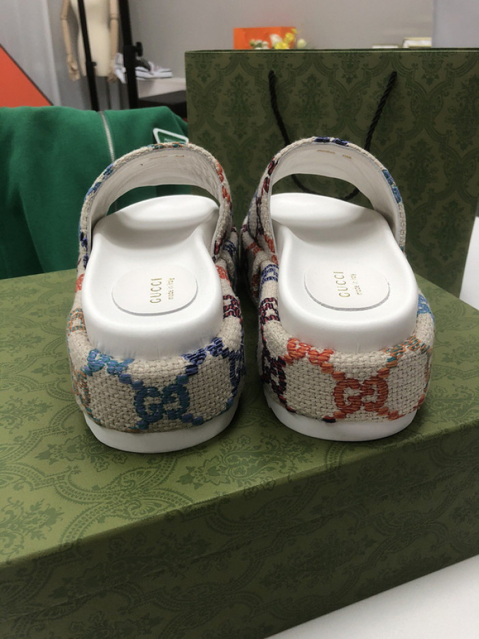 GCI GG Slide Sandal