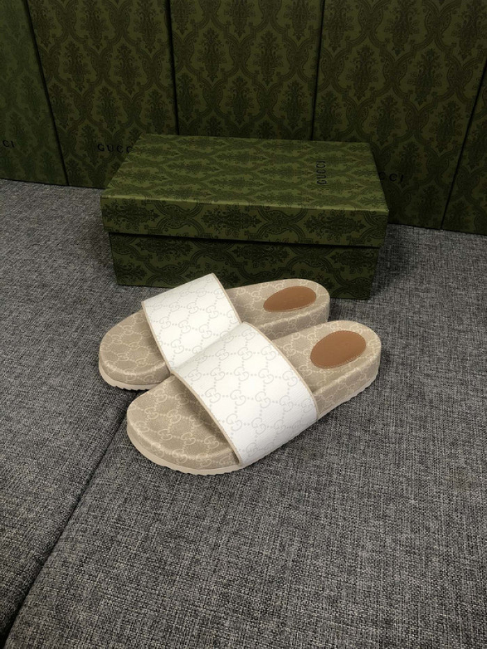 GCI GG Slide Sandal