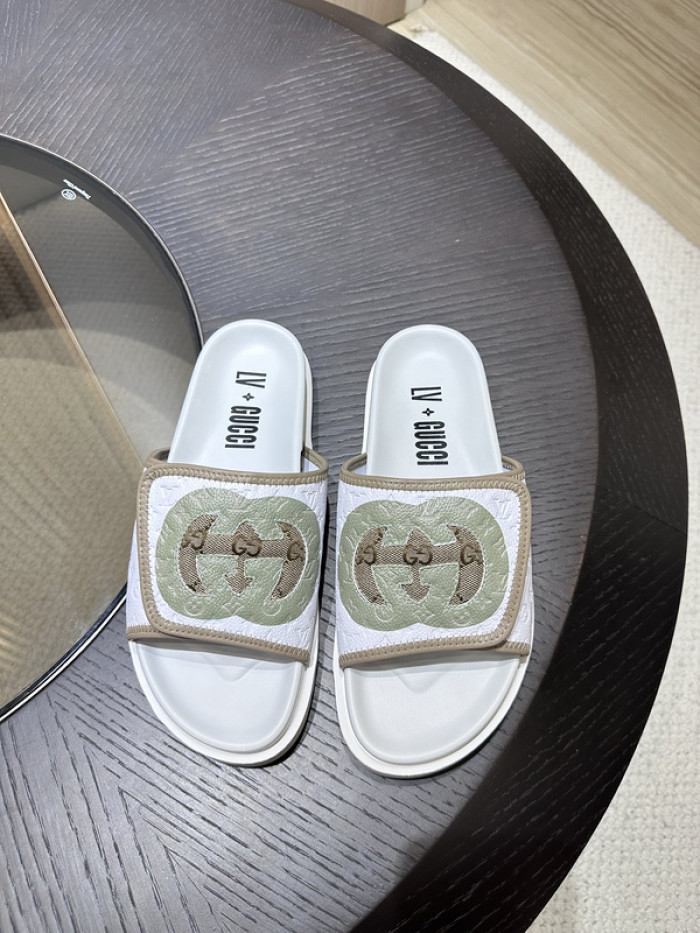 GCI GG Slide Sandal