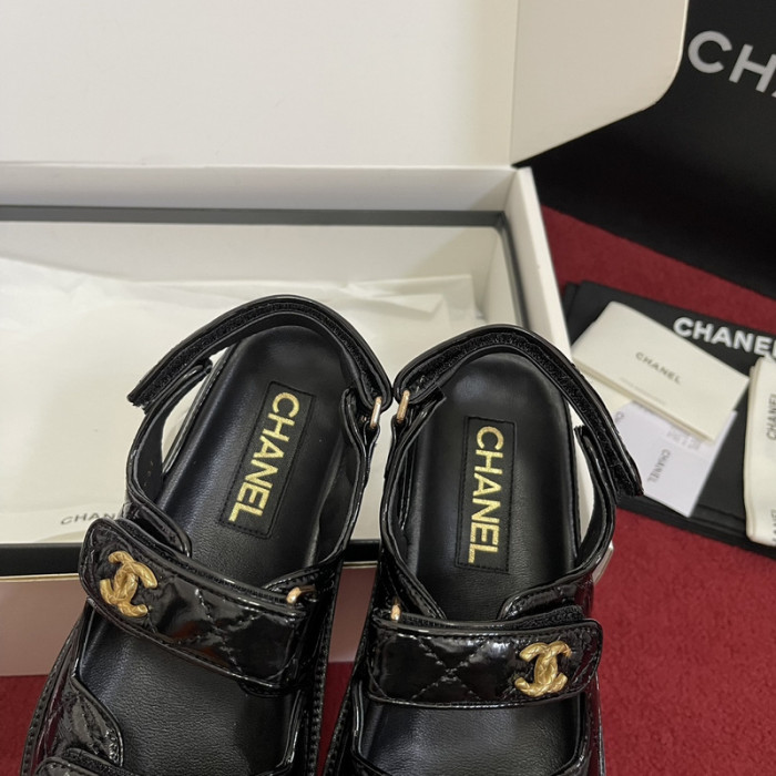 CN Slide Sandal