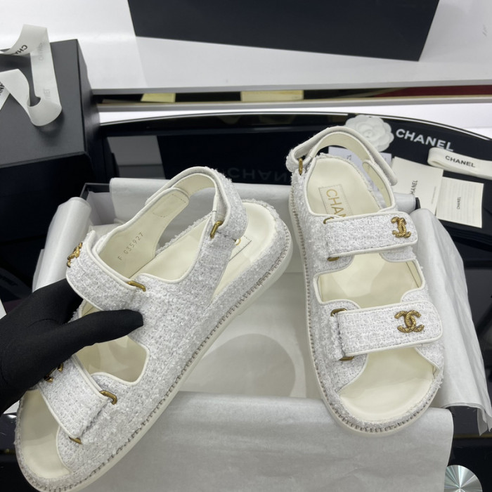 CN Slide Sandal