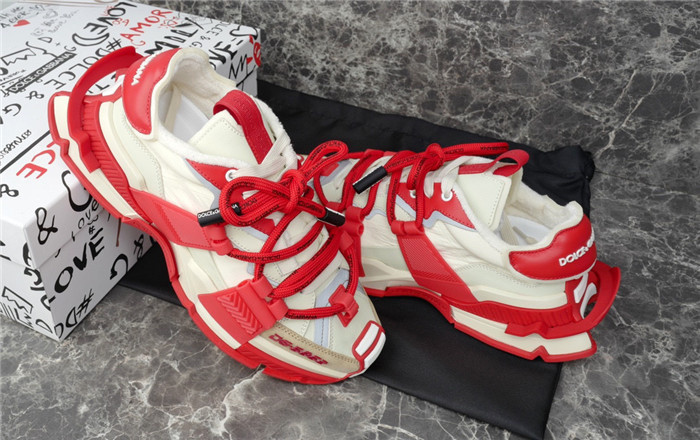DG SNEAKER