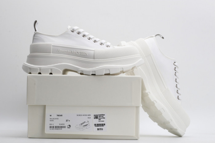 ALEXMQ Sneakers