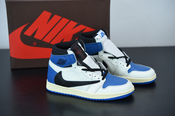 Travis Scott x Air Jordan 1 DH3227-105
