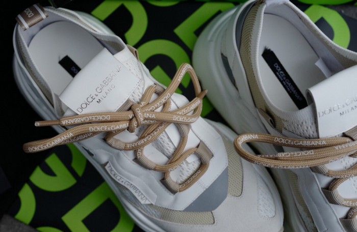 DG SNEAKER
