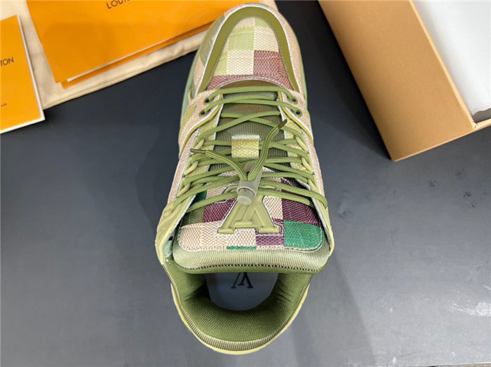 LUSV SNEAKERS