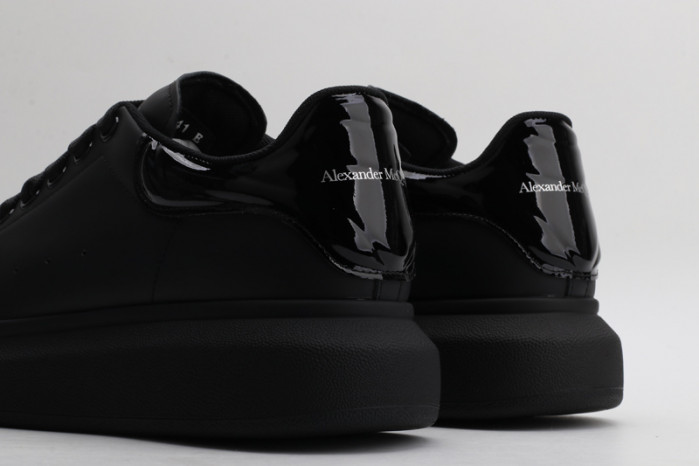 ALEXMQ Sneakers