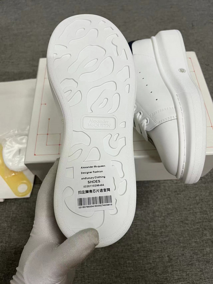 ALEXMQ Sneakers