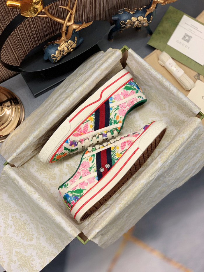 GCI SNEAKER
